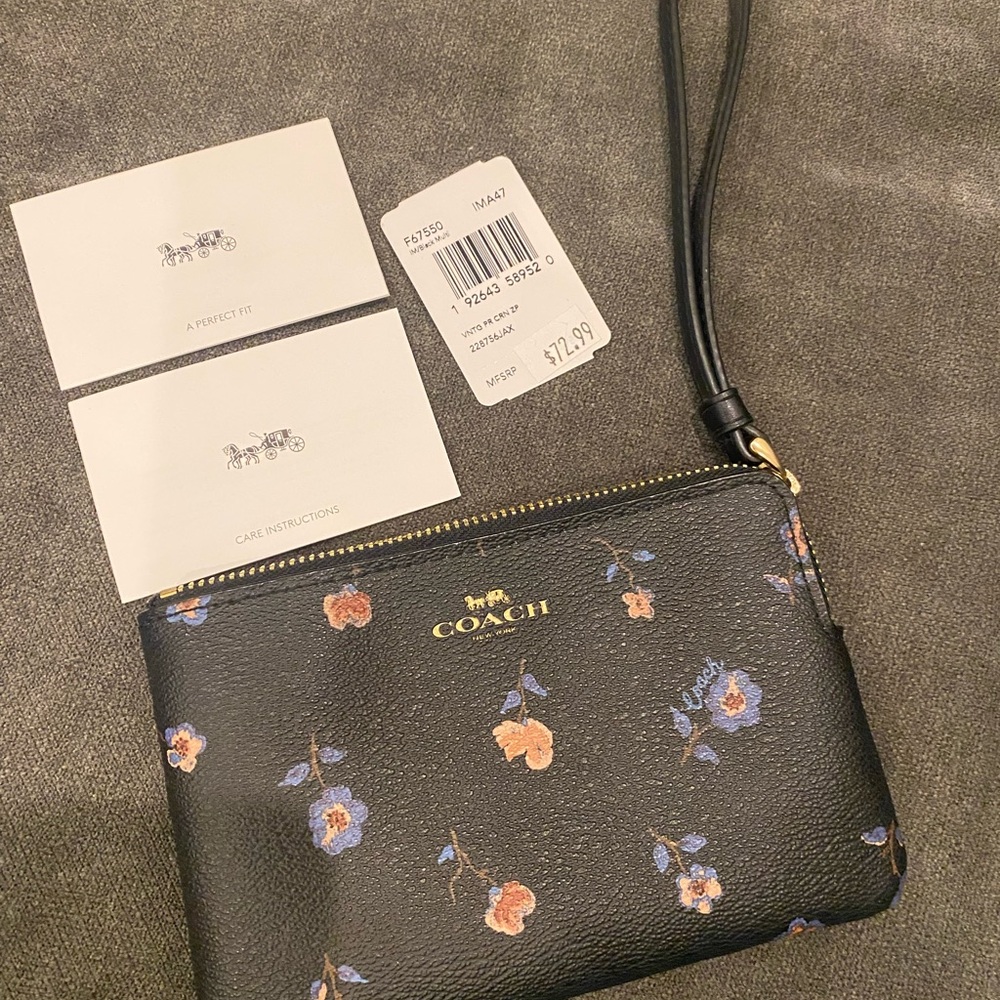 New Coach wristlet. Never used